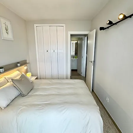 Apartment Completo Junto A La Playa