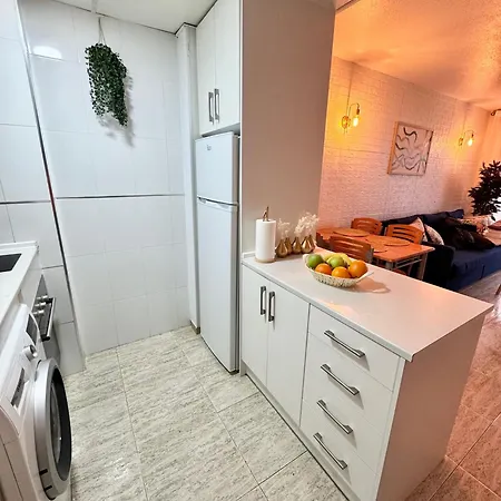 Apartment Completo Junto A La Playa *