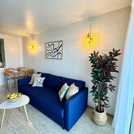 Completo Junto A La Playa Apartment *