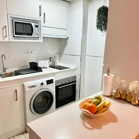 Completo Junto A La Playa Apartment