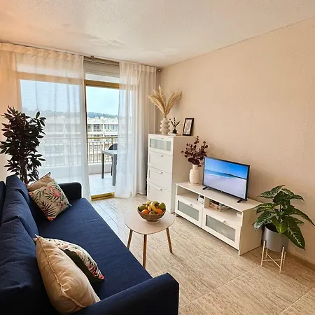 Apartment Completo Junto A La Playa *