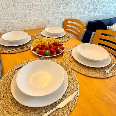 Completo Junto A La Playa Apartment
