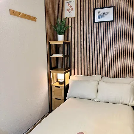 Apartment Completo Junto A La Playa